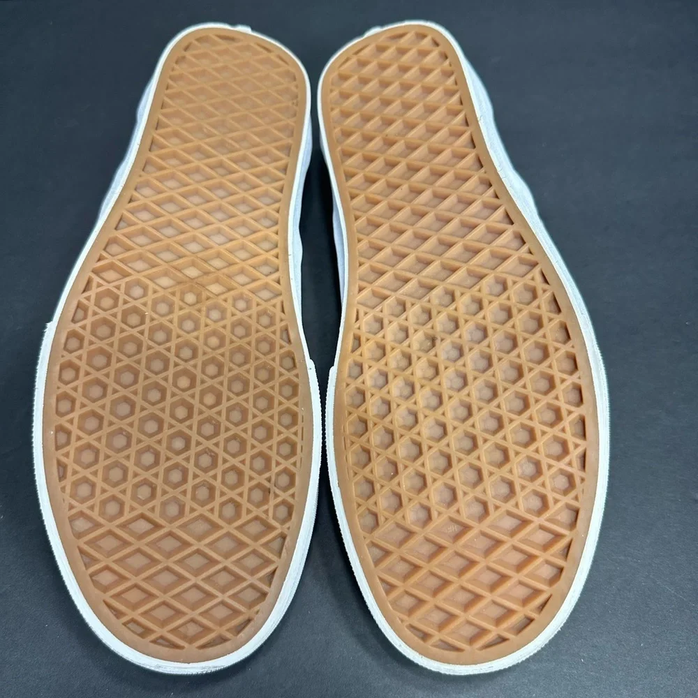 VANS Tropical Print Kids Slip-On Shoes size 7.5 pre owned Exellent condition.